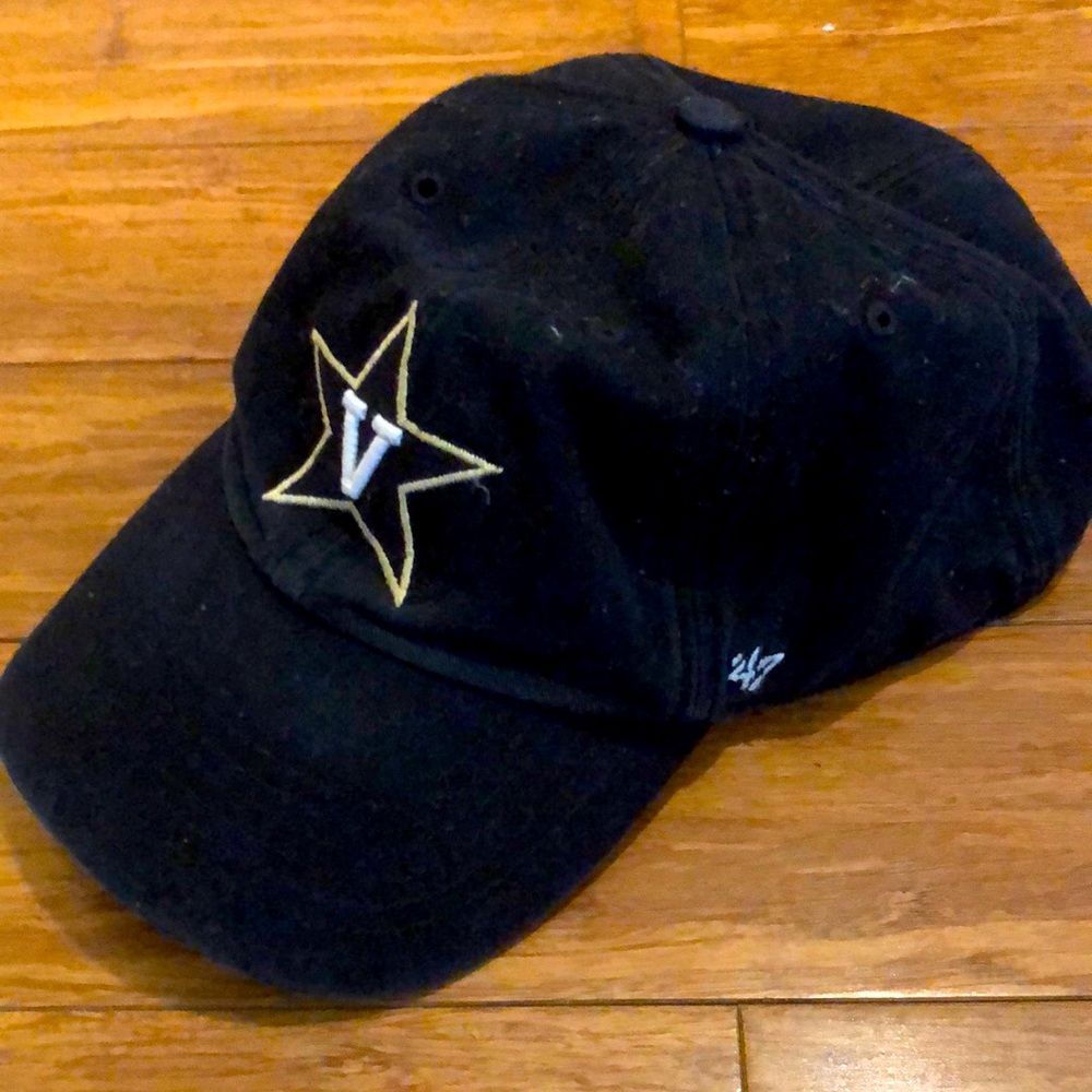 ‘47 and Top of the World Vanderbilt baseball hats